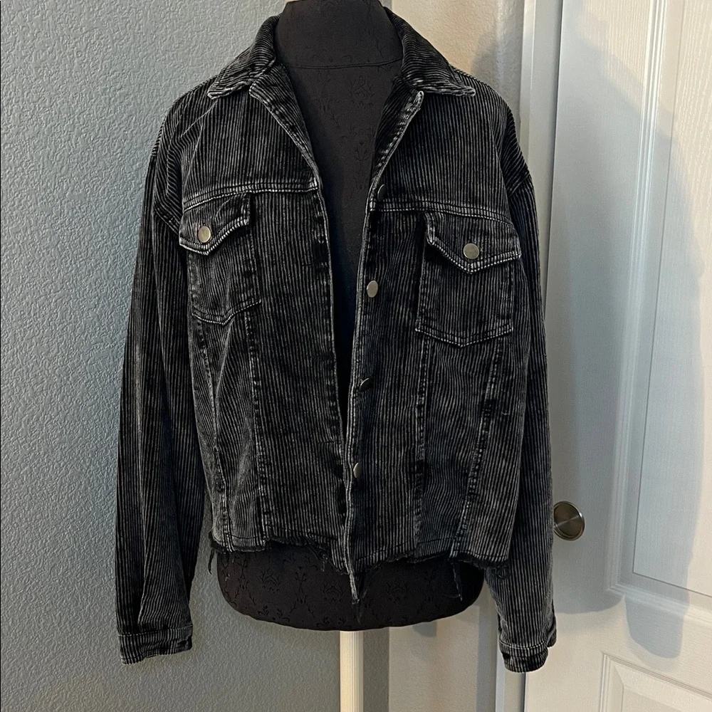 POL Corduroy Trucker Jacket – Black Size Medium - Picture 5 of 13